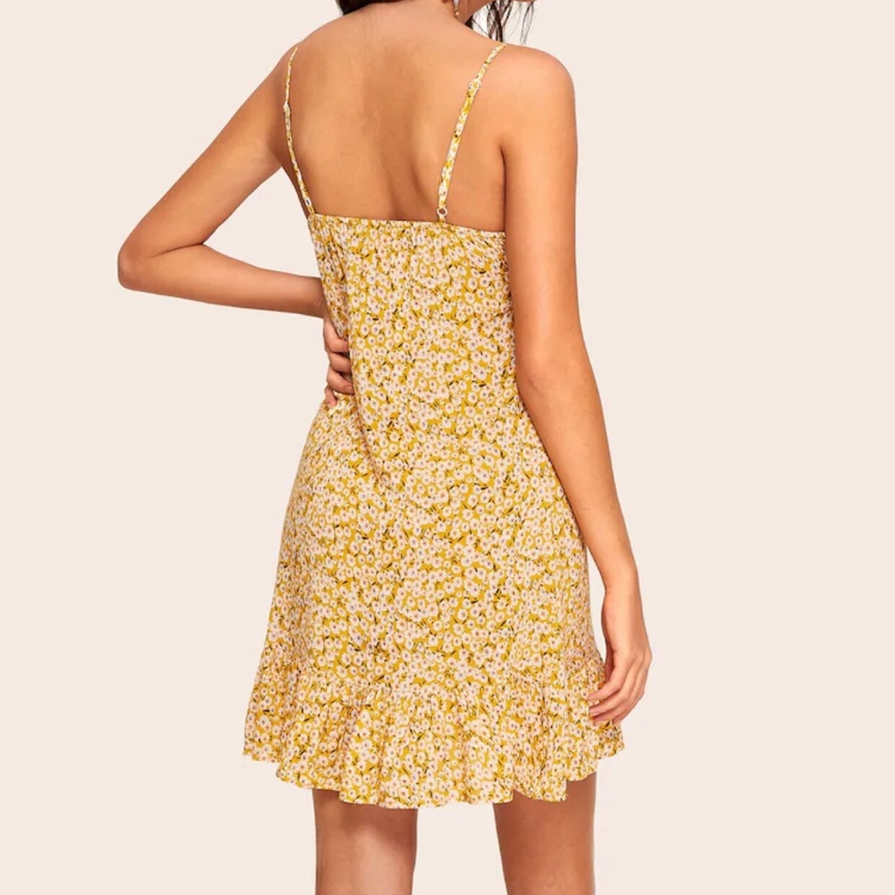 Feminine Floral Print Cami Dress - Picture 2 of 4